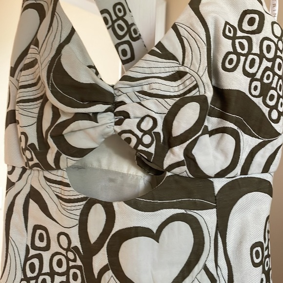 Trina Turk Keyhole Cutout Dress Size 4 - Picture 4 of 7